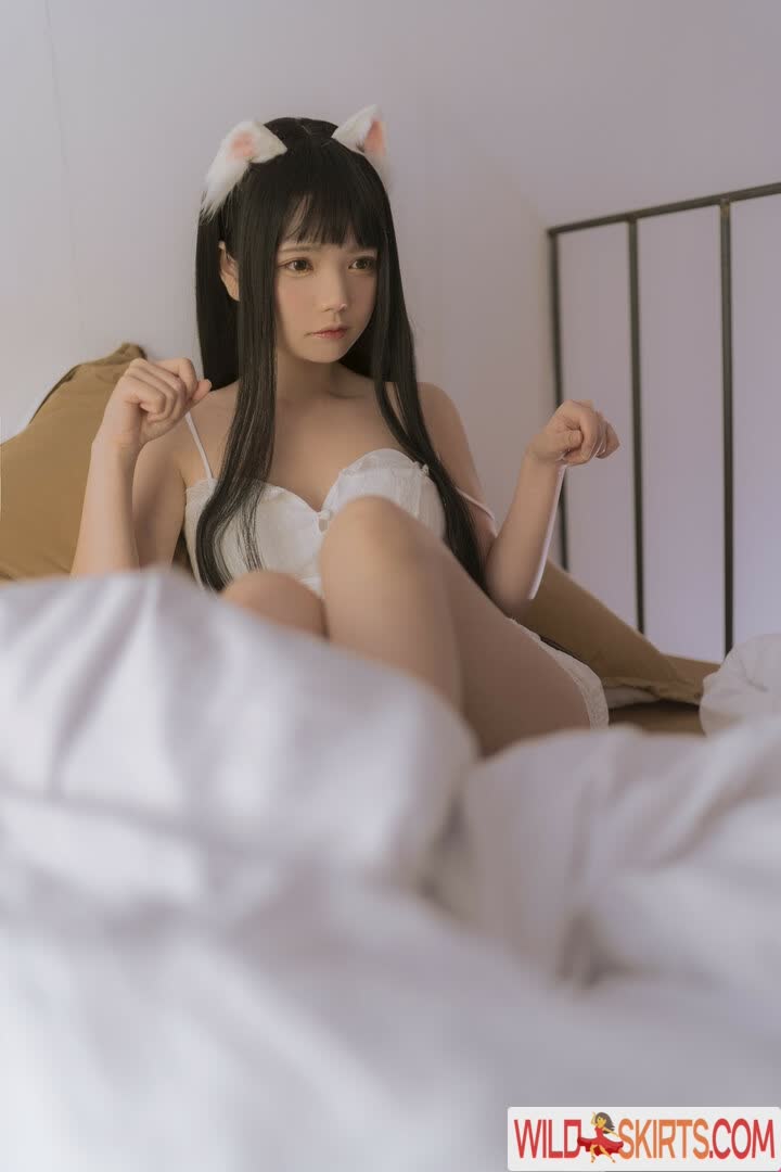 Miu_cosplayer nude leaked photo #39