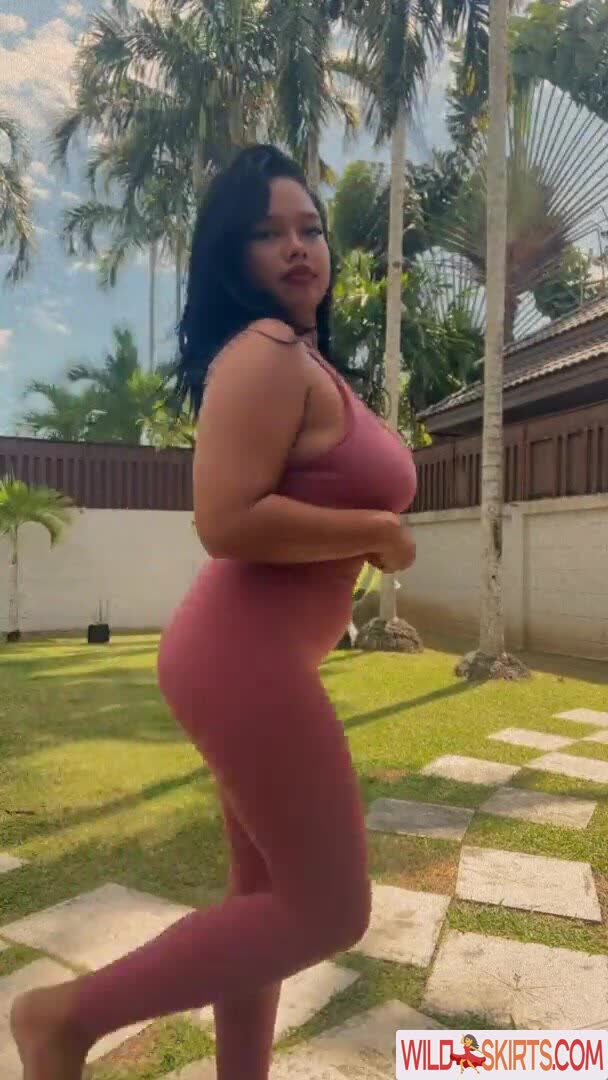 Curvymoanaaa nude leaked photo #55