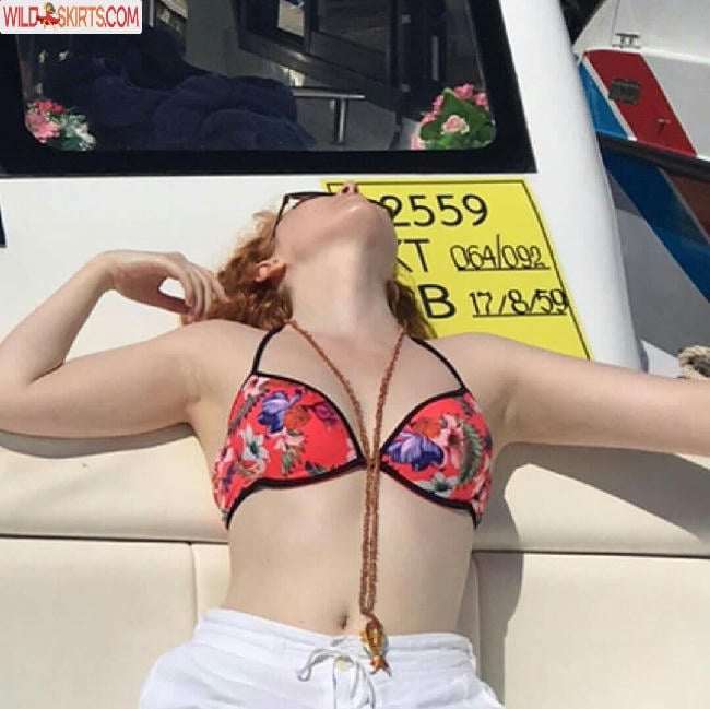 Molly Quinn / lassmolly / mollycaitlynquinn nude OnlyFans, Instagram leaked photo #23