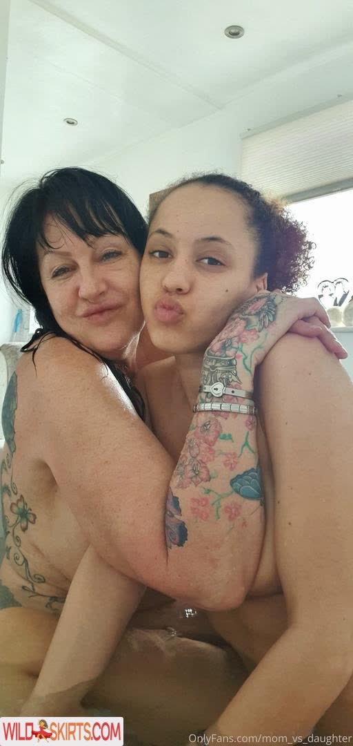 Mom_vs_daughter nude leaked photo #33