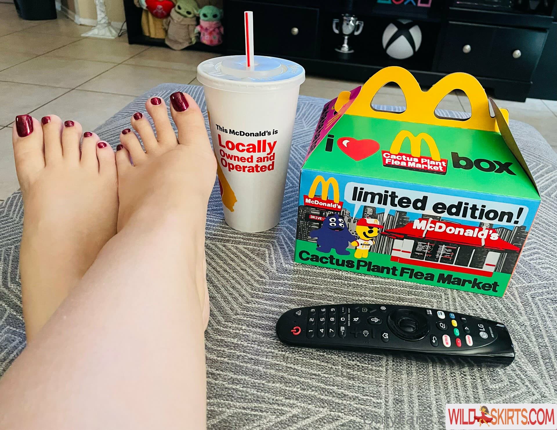 Momiifeet nude leaked photo #1