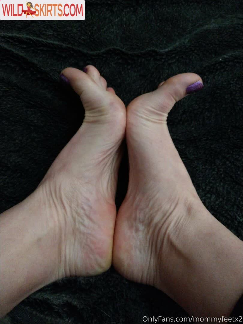 Mommyfeetx2 nude leaked photo #6