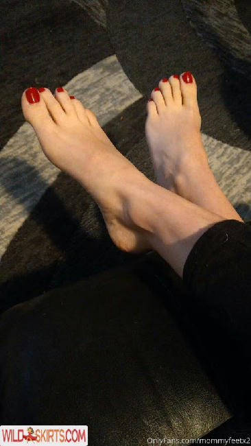 mommyfeetx2 / momdeenx / mommyfeetx2 nude OnlyFans, Instagram leaked photo #3