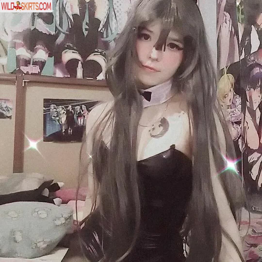 Momoiro Cosplay Momoiroaguiraru Momoirowaifu Nude Onlyfans