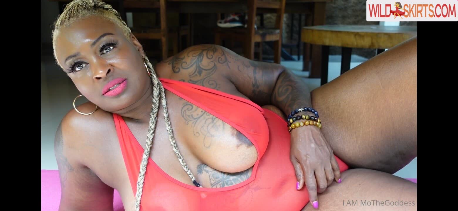 Monna White / MoTheGoddess / bad_ass_goddess nude Instagram leaked photo #2