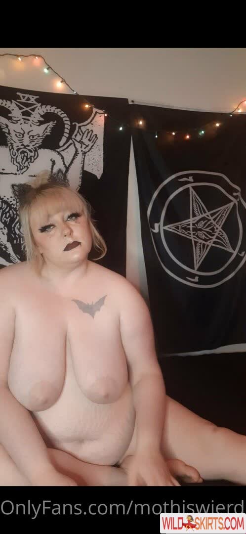 mothisweird / _mothegreat / mothisweird nude OnlyFans, Instagram leaked photo #4