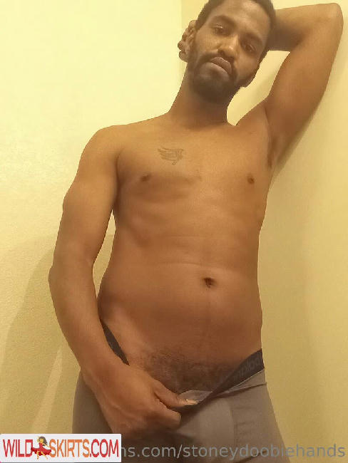 mr.stoneybologna / mr.stoneybologna / the_redeyedpanda nude OnlyFans, Instagram leaked photo #8