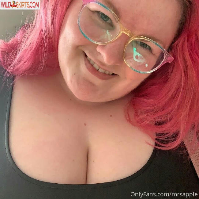 mrsapple / mrsapple / therealmrsapple nude OnlyFans, Instagram leaked photo #43