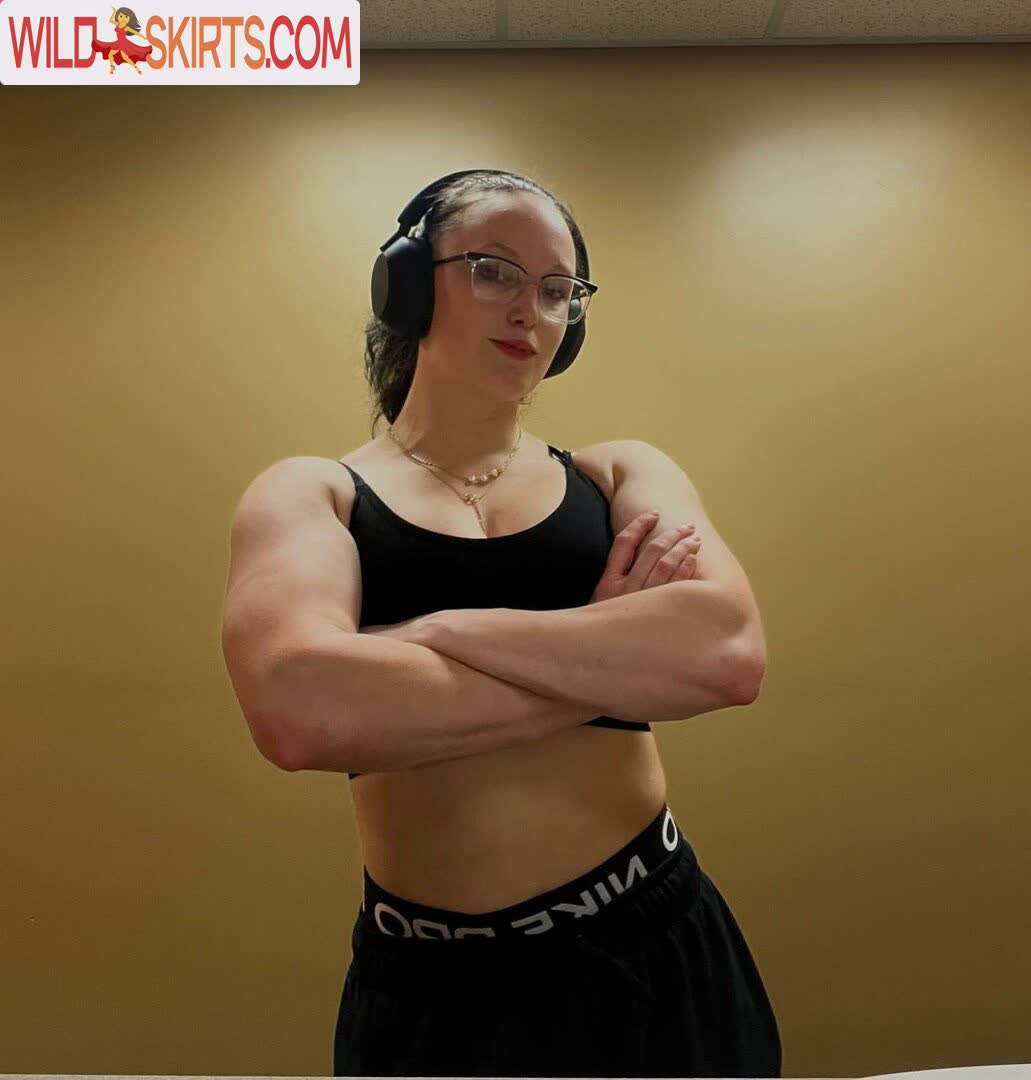 MuscleMommy002 nude leaked photo #67