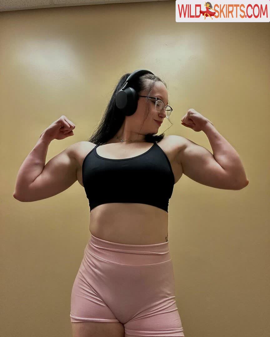 MuscleMommy002 nude leaked photo #83