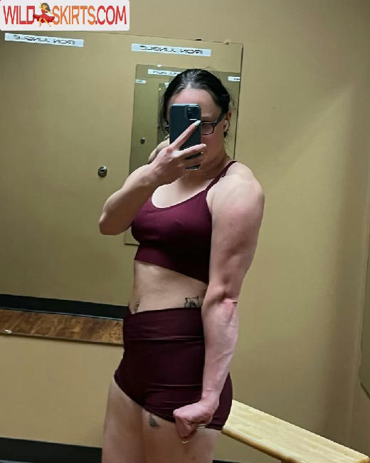 MuscleMommy002 / ellie_isom02 / musclemommy02 nude OnlyFans, Instagram leaked photo #77