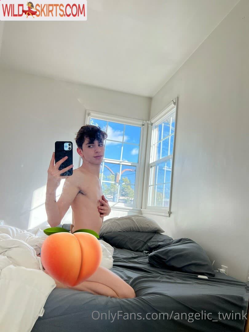 Mxchcuevas nude leaked photo #13