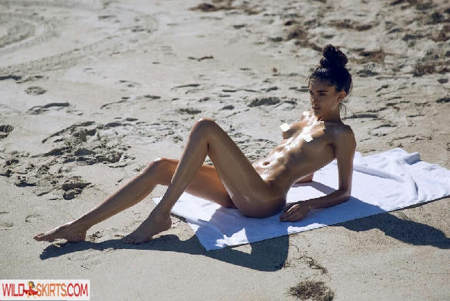 Nadiya Khan / Nadiyakhan nude OnlyFans, Instagram leaked photo #5