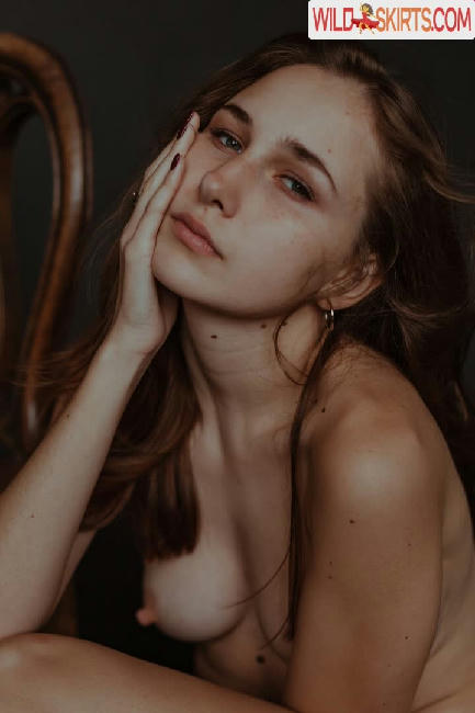 Nadya Matievskaya nude leaked photo #3