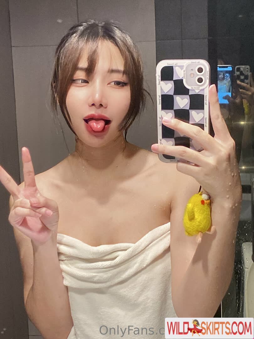 Nahaneulll nude leaked photo #77