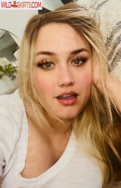 Naomi Kyle nude leaked photo #14