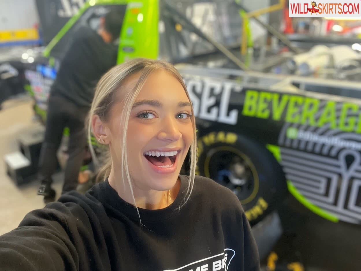 Natalie Decker nude leaked photo #22