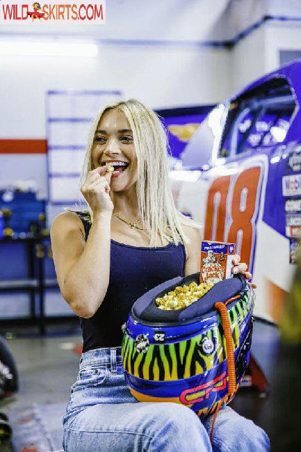 Natalie Decker / NatalieRacing / nataliedecker / user nude Instagram leaked photo #213