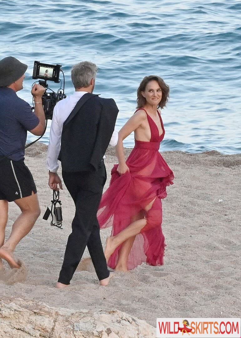 Natalie Portman / natalieportman nude Instagram leaked photo #3