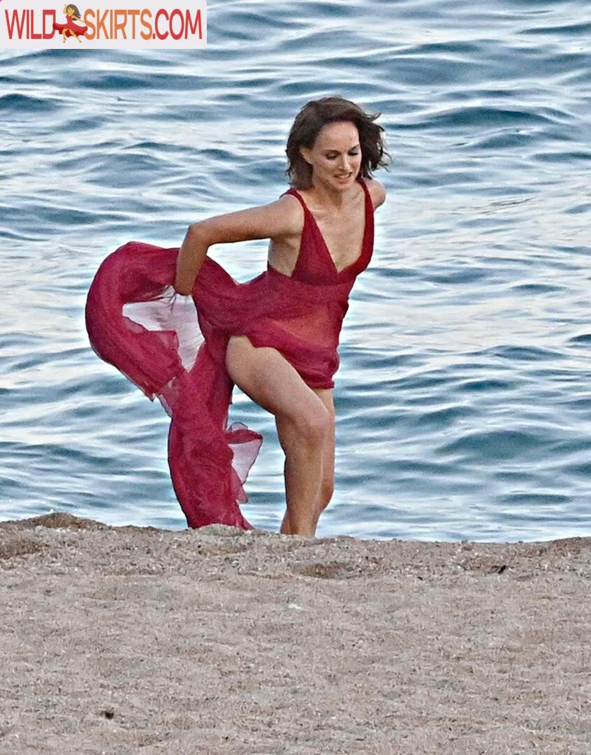 Natalie Portman / natalieportman nude Instagram leaked photo #4