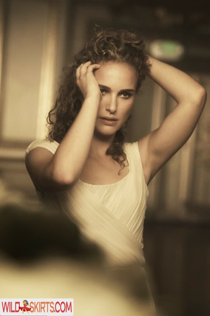 Natalie Portman / natalieportman nude Instagram leaked photo #7