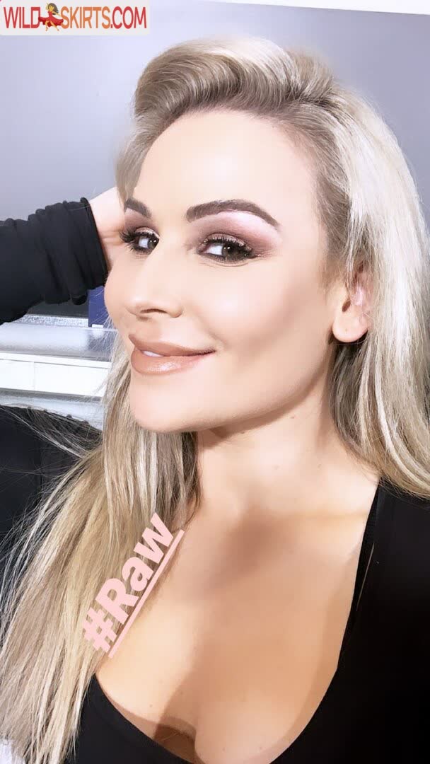 Natalya Neidhart nude leaked photo #32