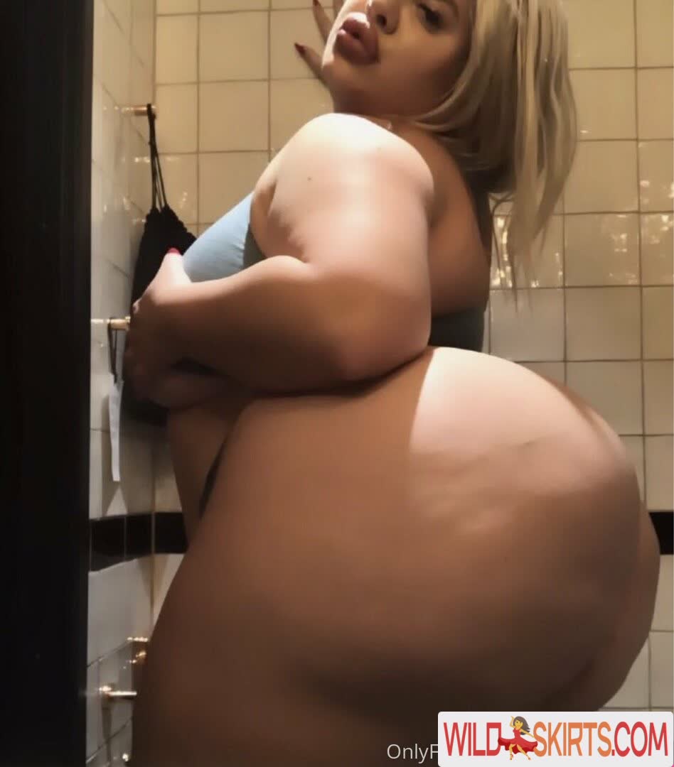 Natasha Crown / _u / natasha__crown nude OnlyFans, Instagram leaked photo