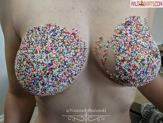 naturallybraless41 nude leaked photo #36