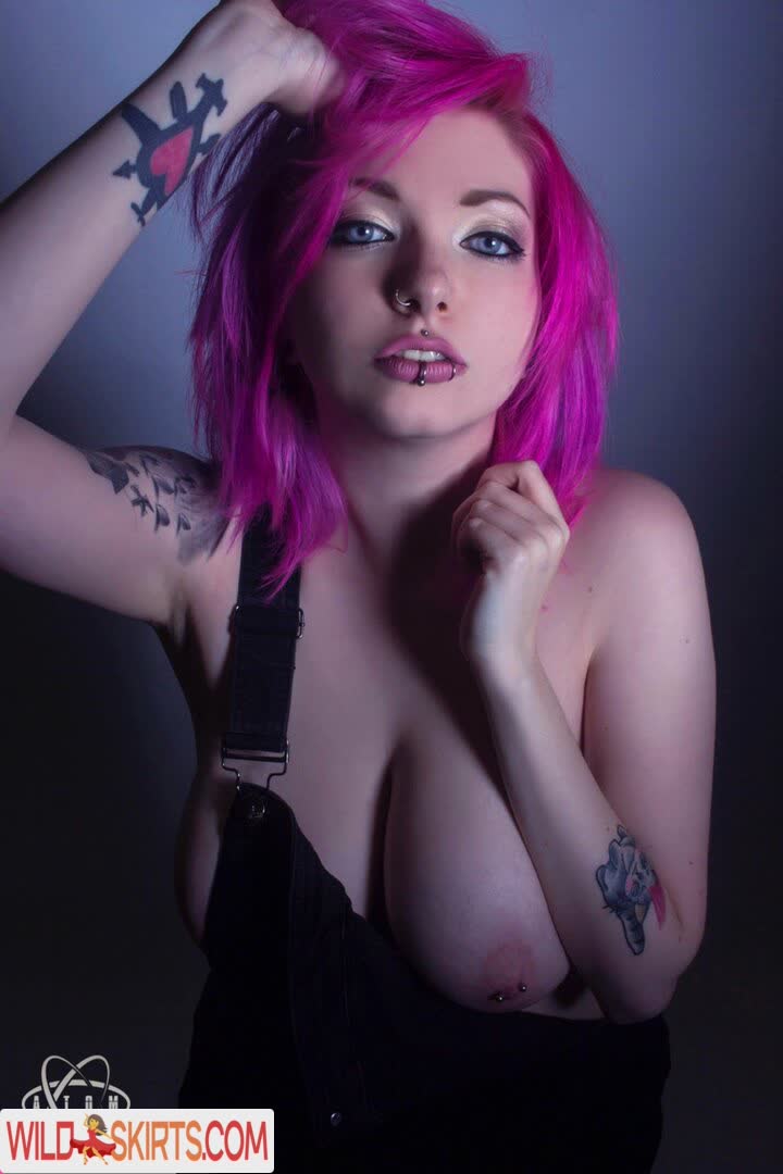 Nayrusuicide nude leaked photo #338