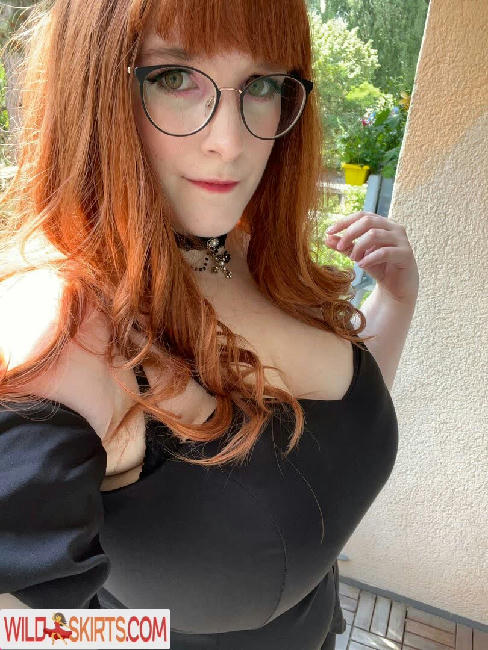 Nerdy Cinnamon / cinnamon.nerd / nerdy_cinnamon nude OnlyFans, Instagram leaked photo #4