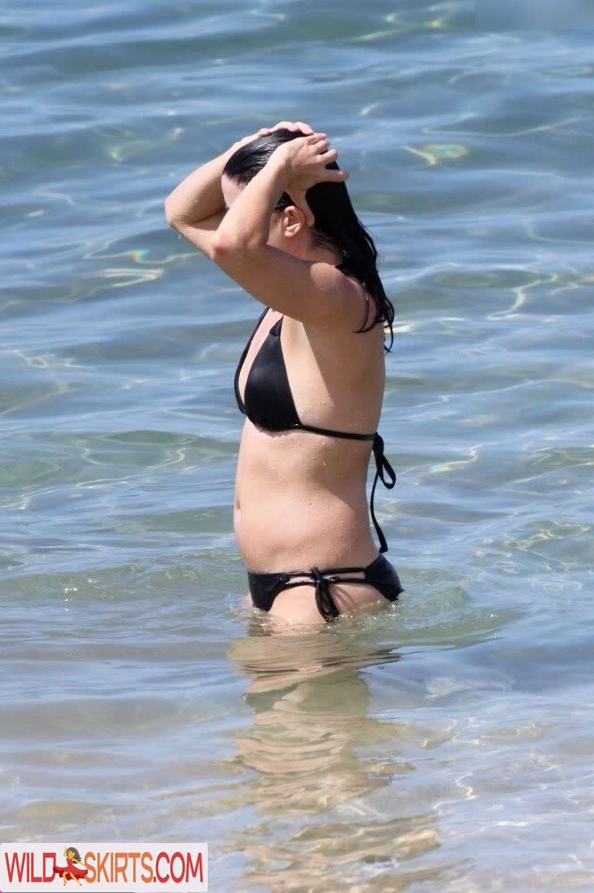 Neve Campbell nude leaked photo #98