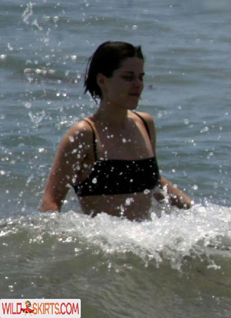 Neve Campbell / nevecampbell nude Instagram leaked photo #51