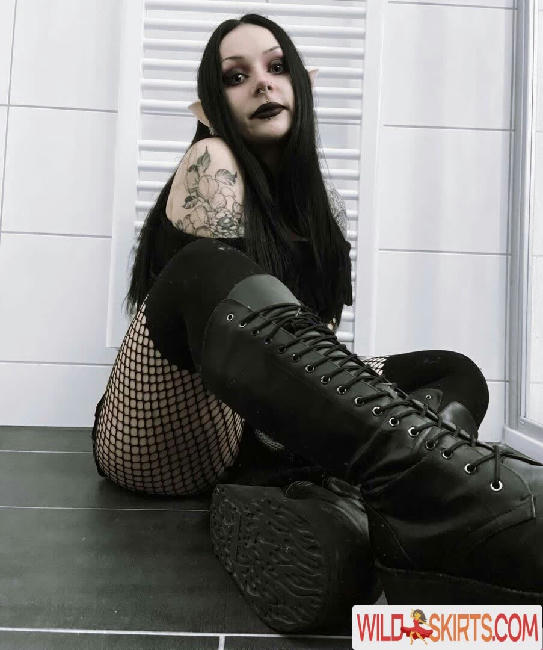 NevernaNoir / Mygothpersonality / NevernaNoir nude OnlyFans, Instagram leaked photo #24