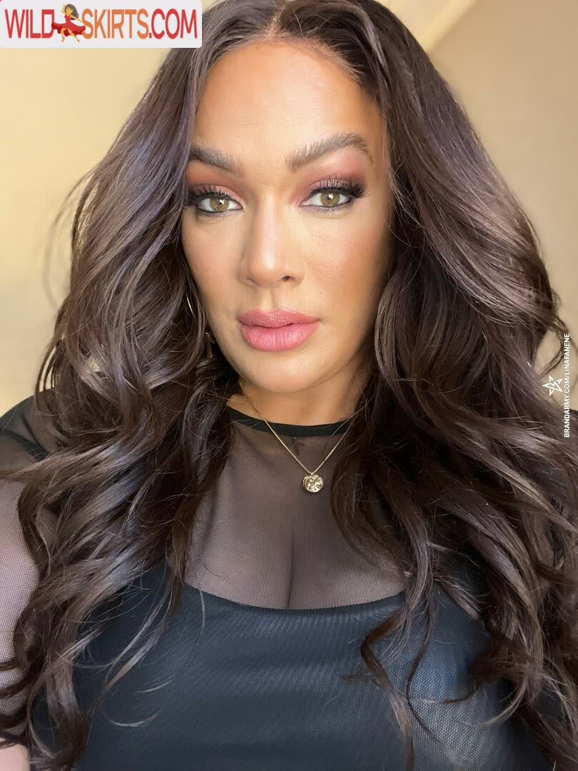 Nia Jax-Lina Fanene nude leaked photo #13