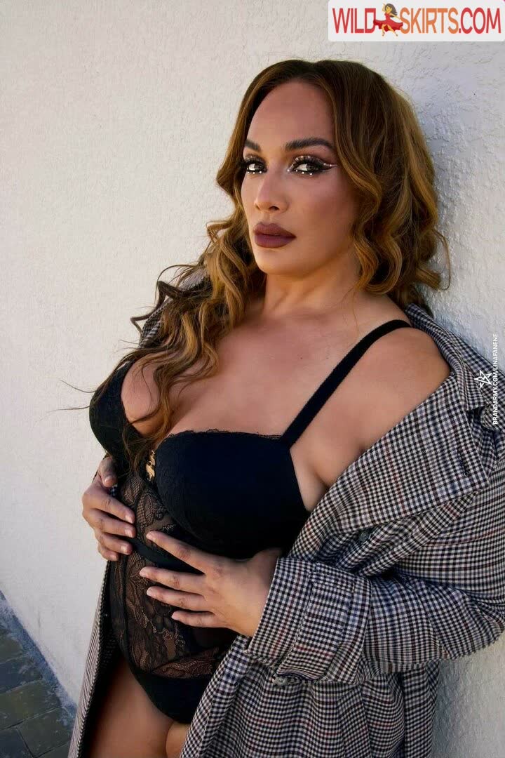 Nia Jax-Lina Fanene / LinaFanene nude Instagram leaked photo #5