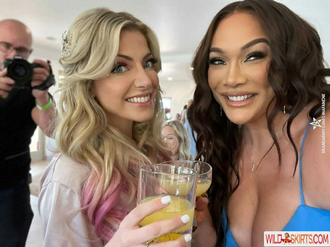 Nia Jax-Lina Fanene / LinaFanene nude Instagram leaked photo #11