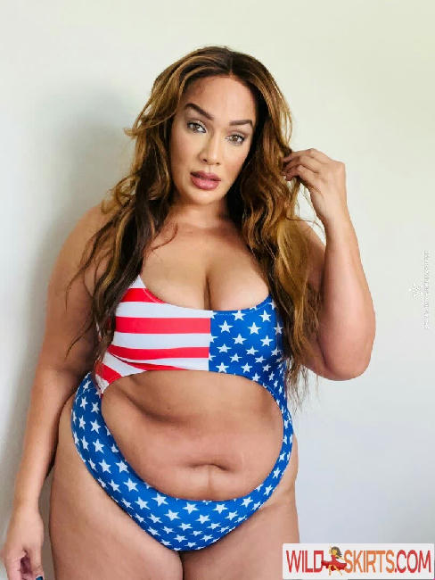 Nia Jax-Lina Fanene / LinaFanene nude Instagram leaked photo #1