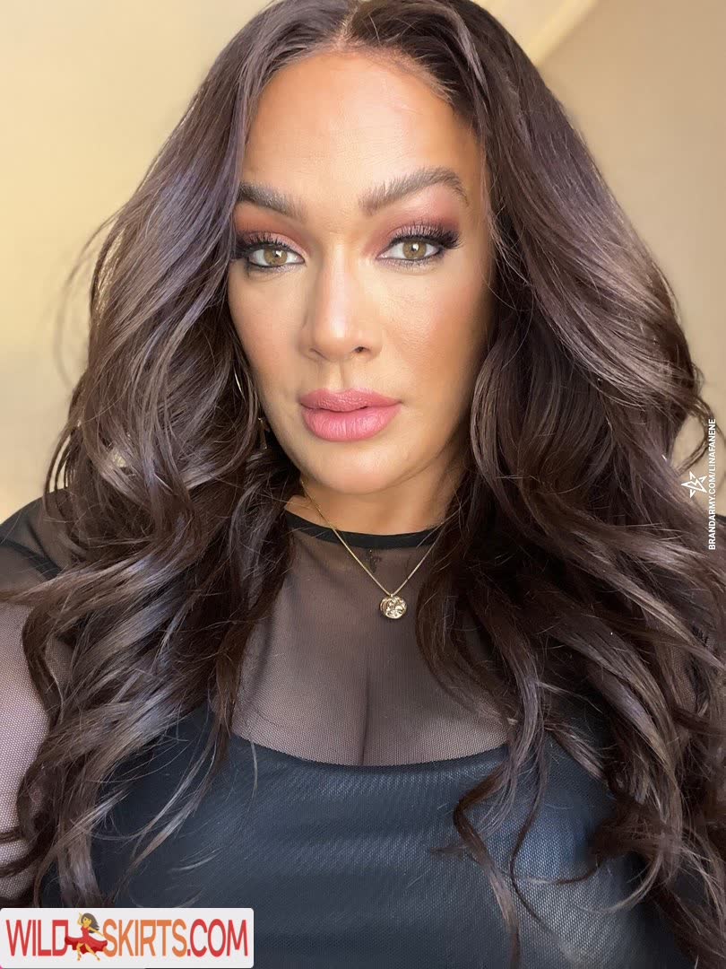 Nia Jax / Lina Fanene / niajaxwwe nude Instagram leaked photo #4