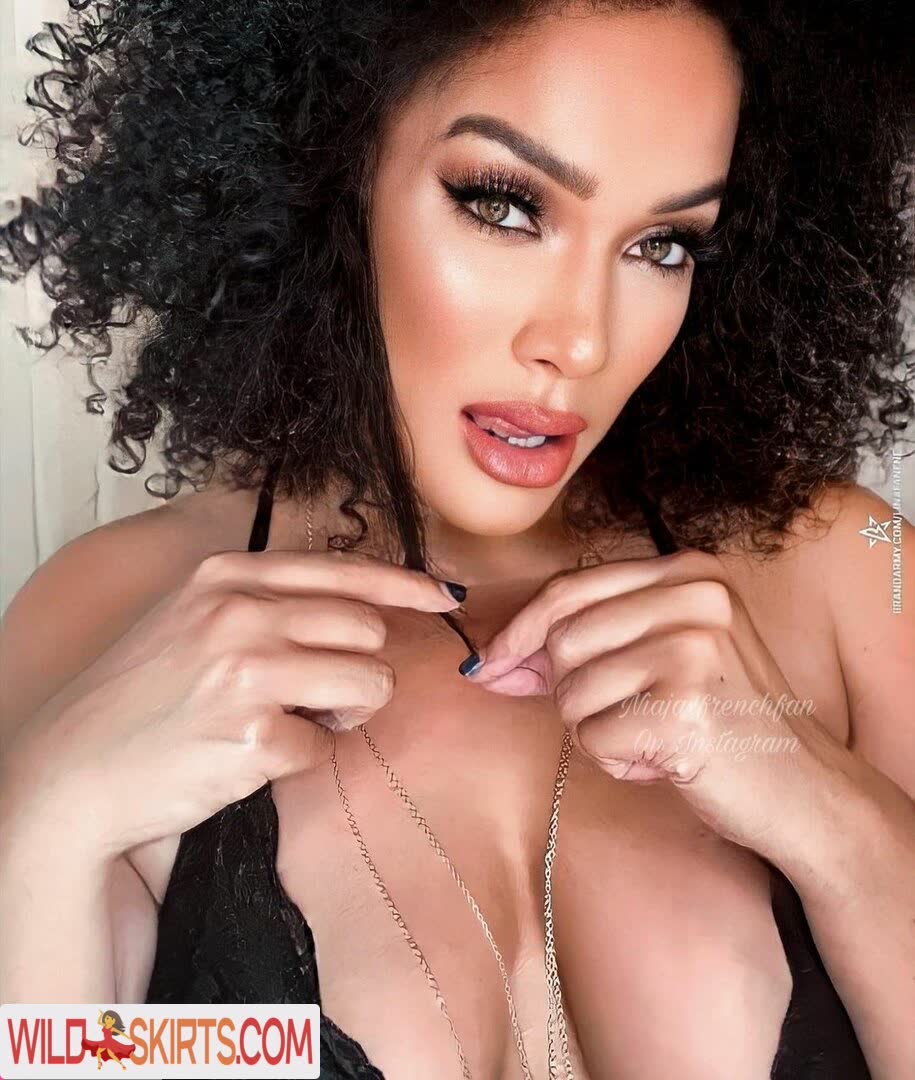 Nia Jax nude leaked photo #102