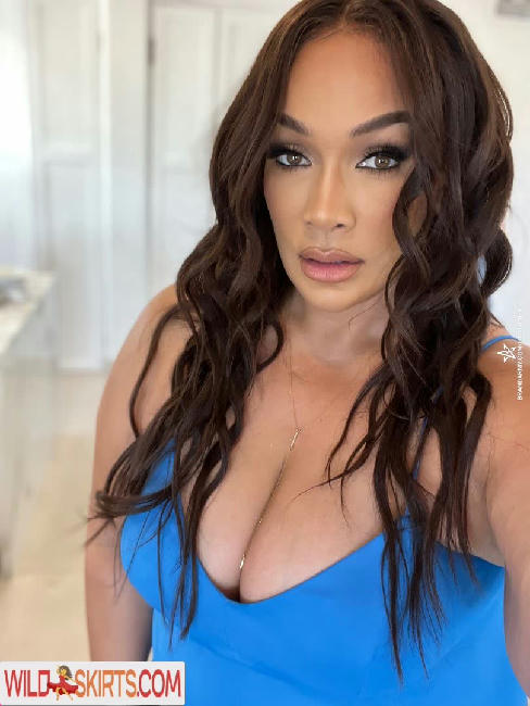 Nia Jax / Lina Fanene / niajaxwwe nude Instagram leaked photo #110