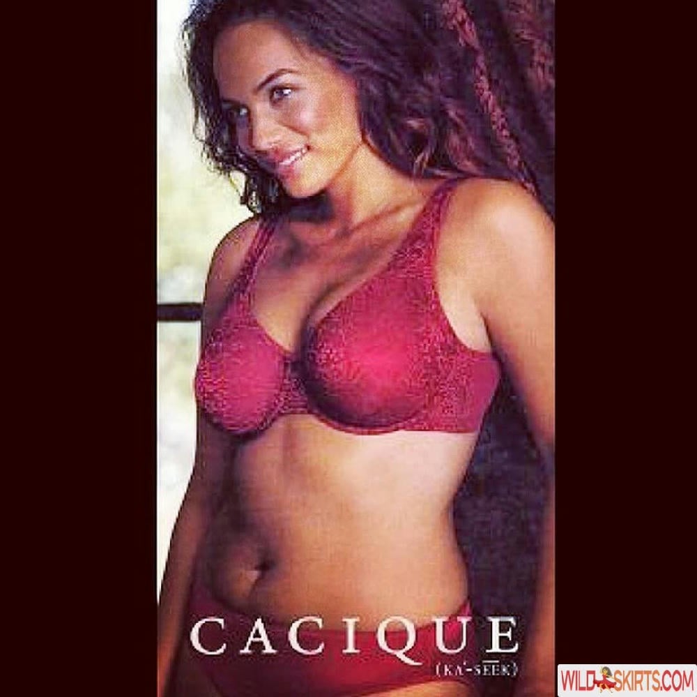 Nia Jax / Lina Fanene / niajaxwwe nude Instagram leaked photo #11