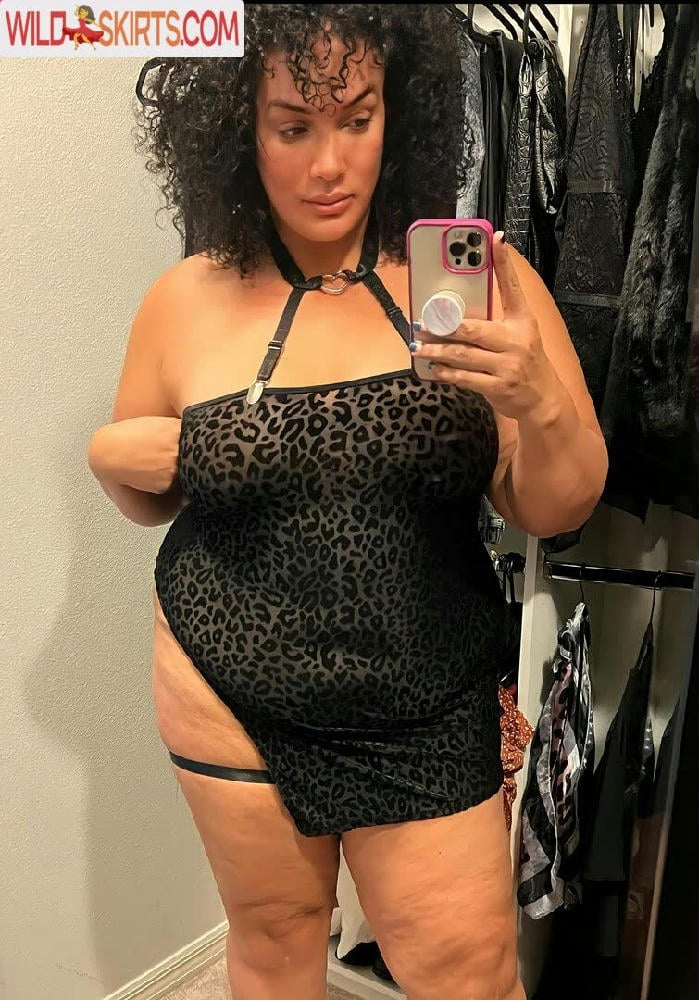 Nia Jax / Lina Fanene / niajaxwwe nude Instagram leaked photo #14