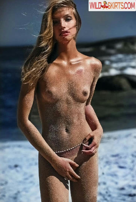 Niamh Adkins / niamhadkins nude Instagram leaked photo #59
