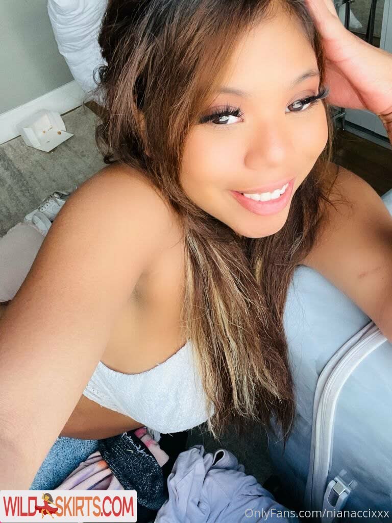 nianaccixxx nude OnlyFans leaked photo #8