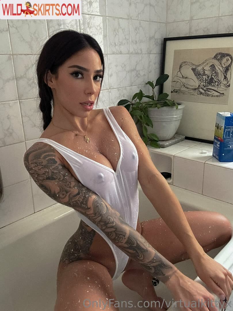 nicolecee._ / Nicole.c / encee.x / sakineko.x nude OnlyFans, Instagram leaked photo #20