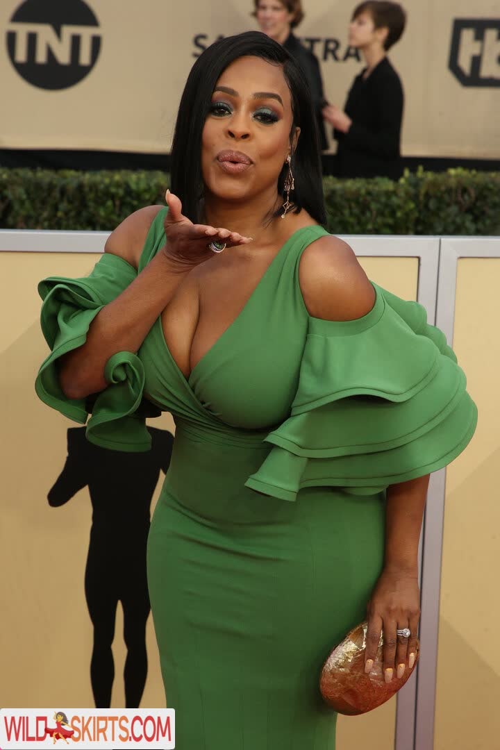 Niecy Nash nude leaked photo #12