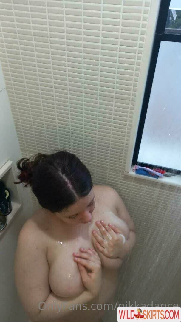 Nikkadance nude leaked photo #11