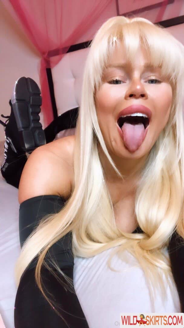 Nikkidelano nude leaked photo #51