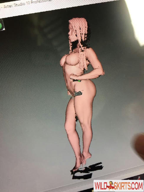 Nikkidelano nude leaked photo #3