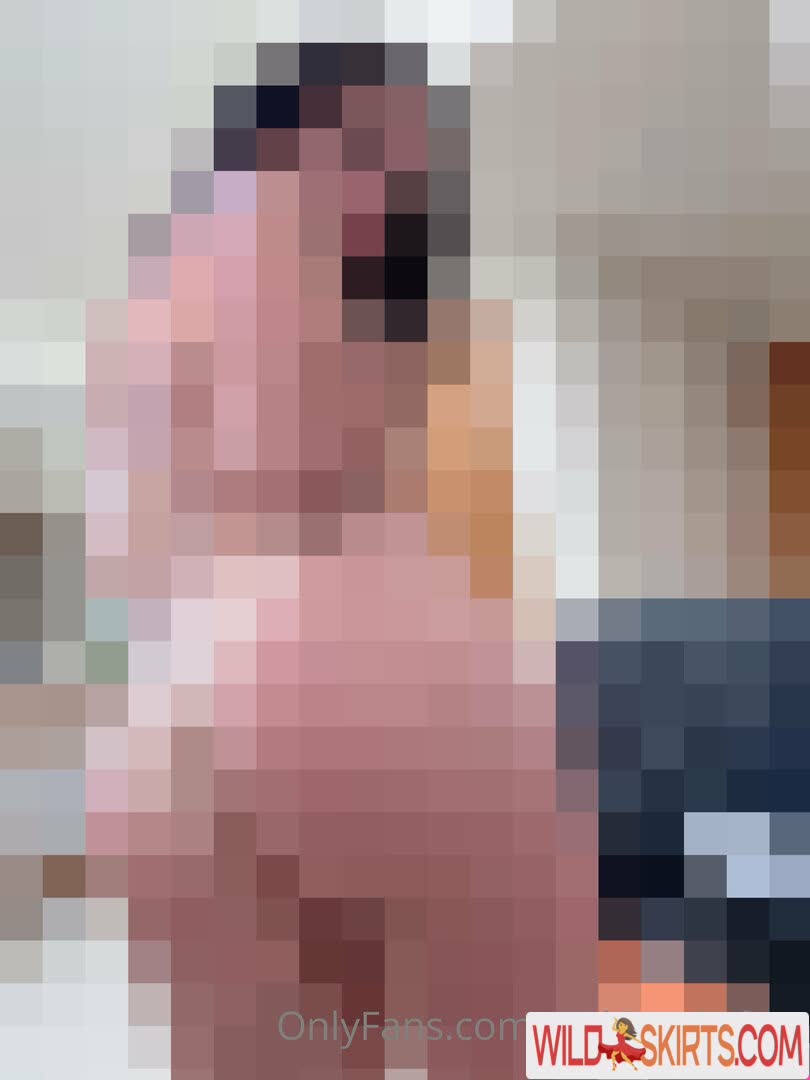 Nikkigeeksfree nude leaked photo #107